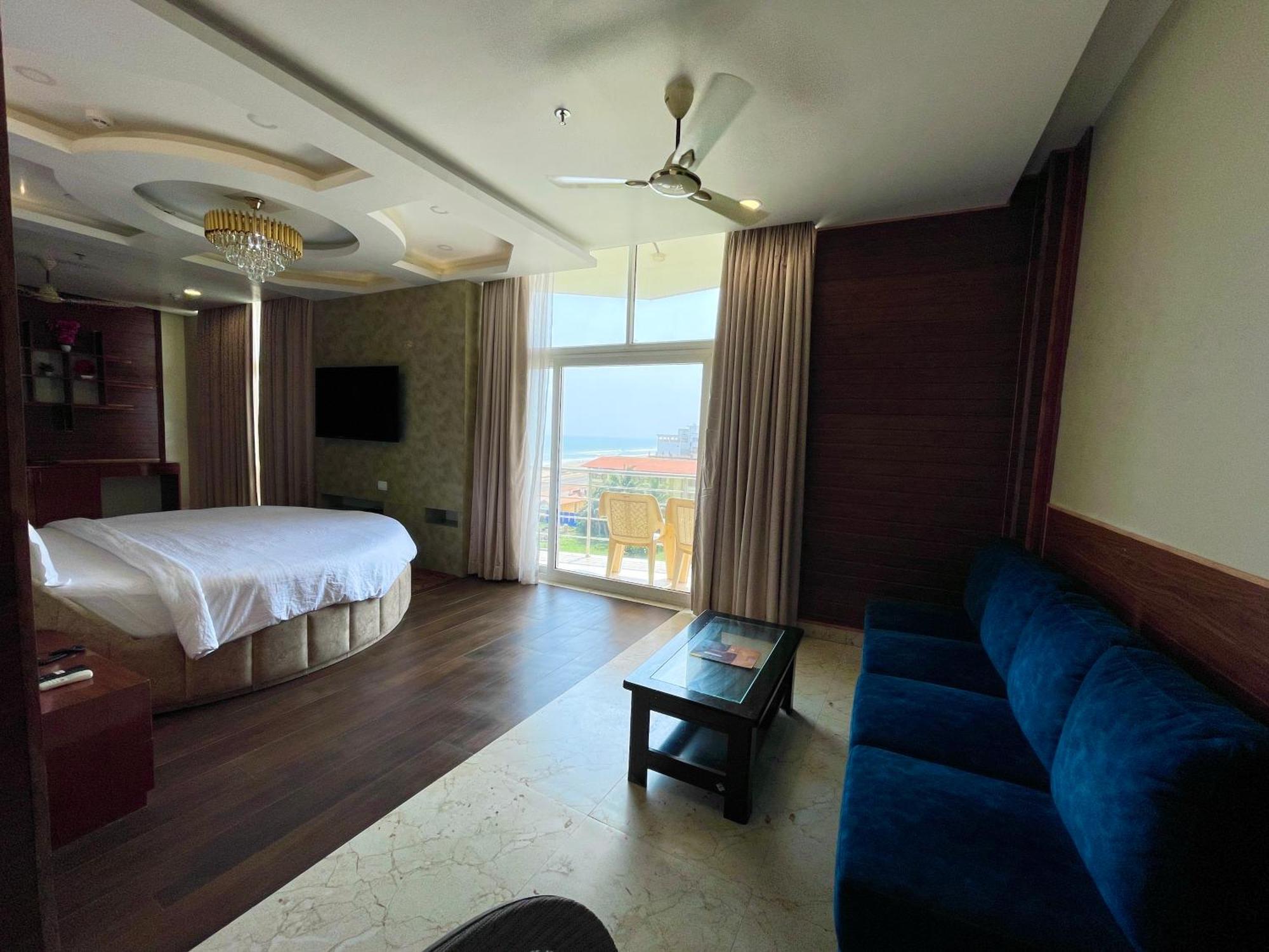 Tbs In Hotel Puri